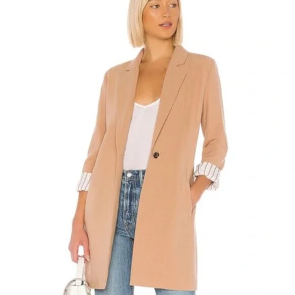 Revolve Cupcakes and Cashmere | Haarlem Camel Blazer Jacket - Picture 1 of 6